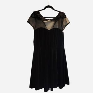 Black Spin Doctor Velvet & Mesh Babydoll Dress with Skull Lace Detail, Size 2X